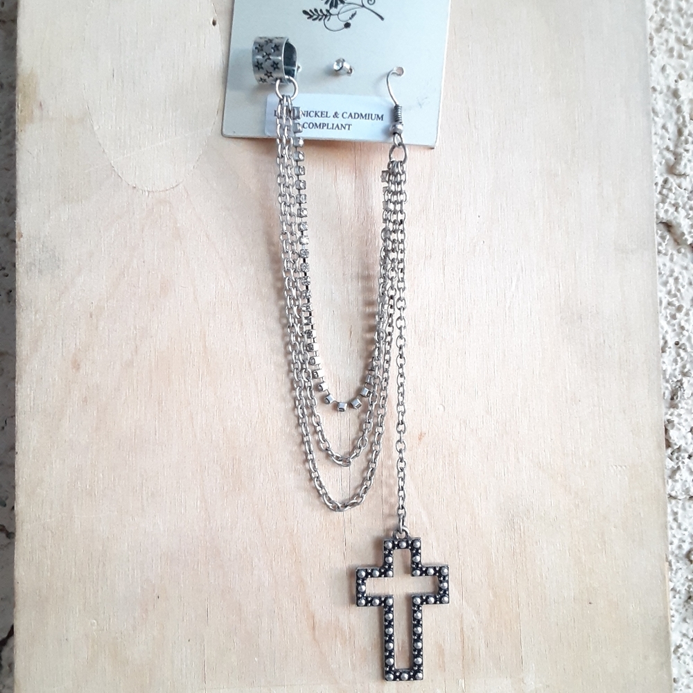 Cross Frame Single Gunmetal Earring Design - Picture 5 of 5